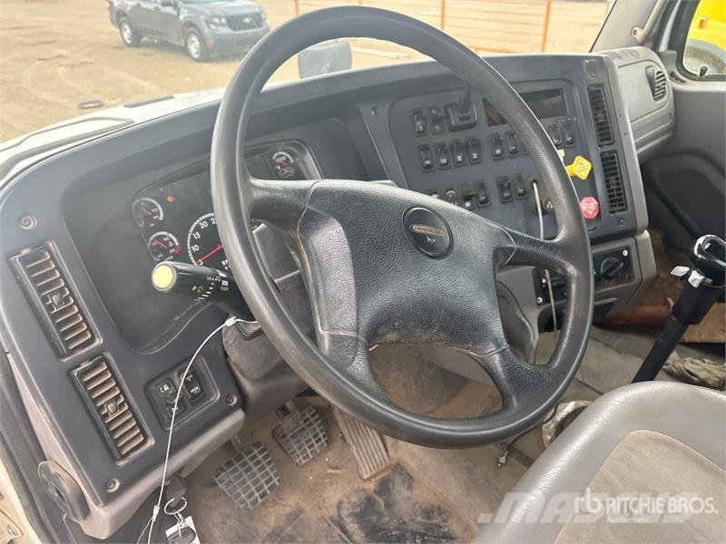 Freightliner M2 112 6x4 T/A Dump Truck Tipper trucks