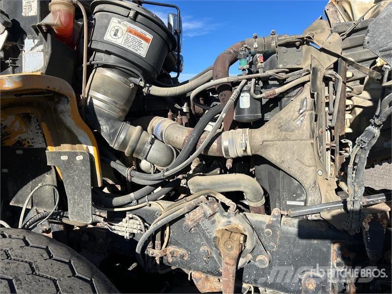 Freightliner M2 112 6x4 T/A Dump Truck Camiões basculantes