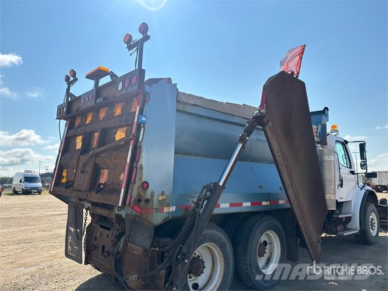 Freightliner M2 112V Komunálne / Multi-úžitkové vozidlá