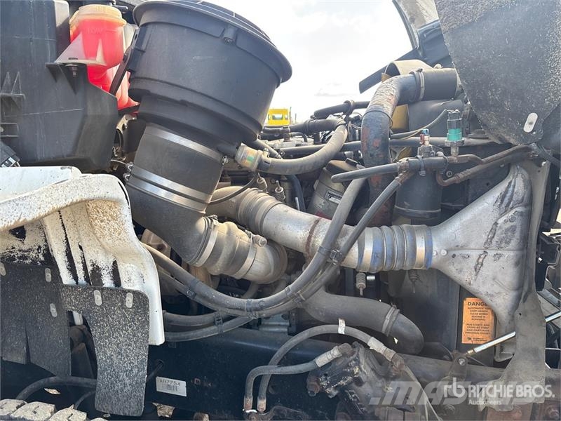 Freightliner M2 112V Komunálne / Multi-úžitkové vozidlá