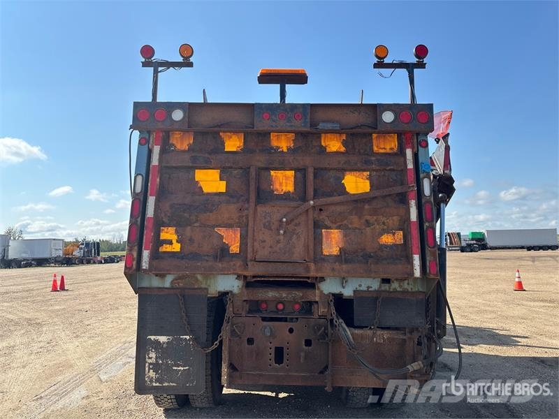 Freightliner M2 112V Komunálne / Multi-úžitkové vozidlá