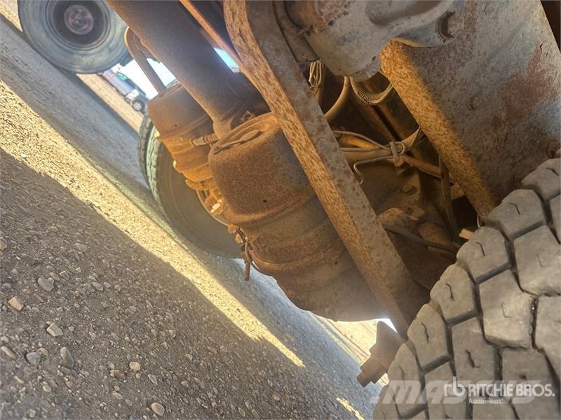 Freightliner M2 4x2 Rollback Truck Pagalbos kelyje automobiliai