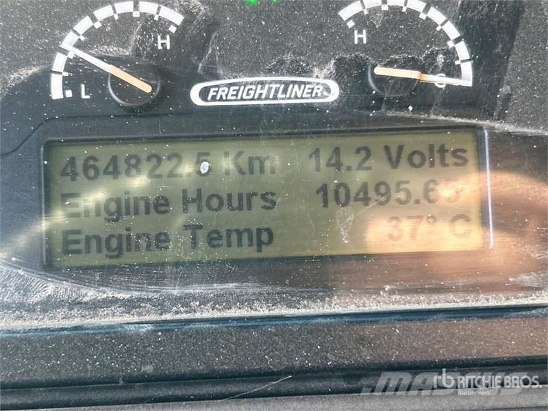 Freightliner M2 4x2 Van Truck Фургони