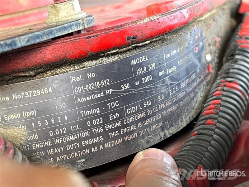 Freightliner M2 6000 L 5800 psi 4x4 Sleeper Pressure Truck Ostali kamioni
