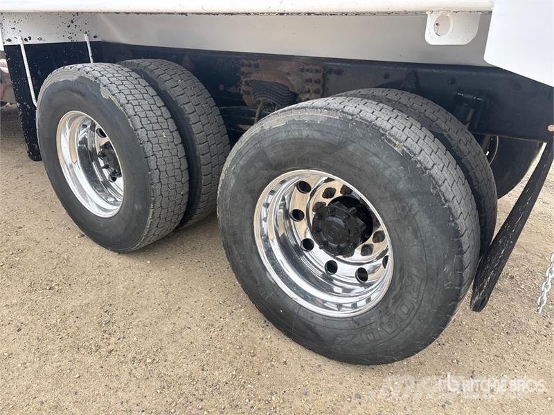 Freightliner M2 6x4 T/A Dump Truck Грузовики-Самосвалы