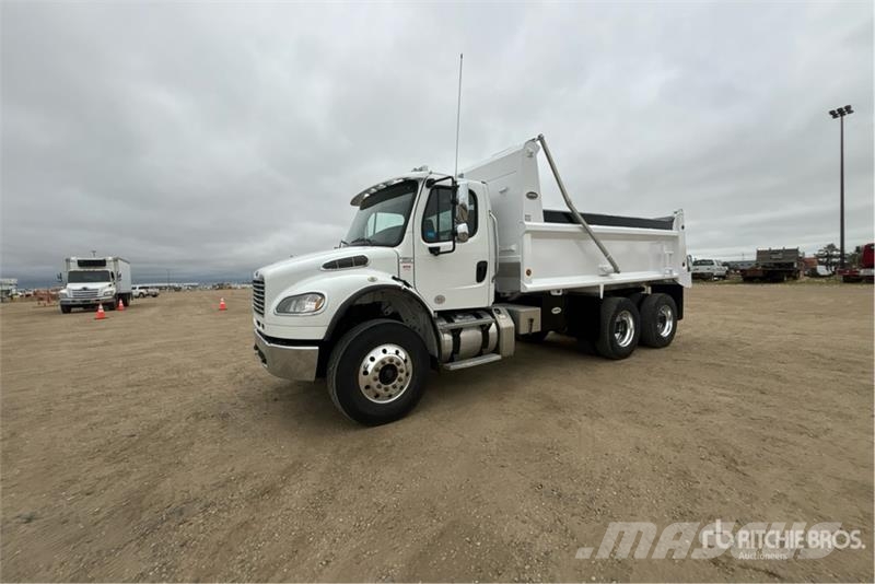 Freightliner M2 6x4 T/A Dump Truck Грузовики-Самосвалы