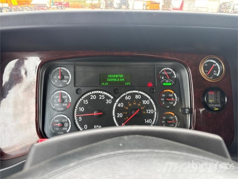 Freightliner M2 6x4 T/A Dump Truck Грузовики-Самосвалы