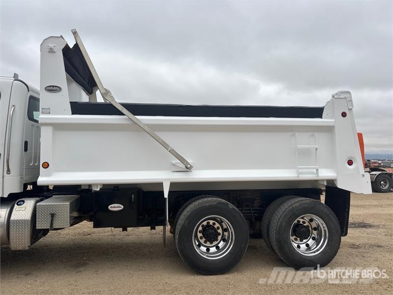 Freightliner M2 6x4 T/A Dump Truck Грузовики-Самосвалы