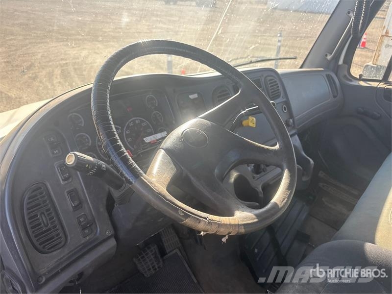 Freightliner M2 Roll-Off Truck Komunalni kamioni