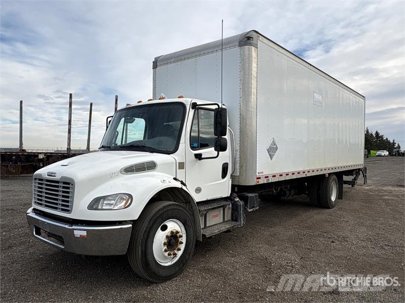 Freightliner M2106 4x2 Freight Van Truck Sanduk kamioni