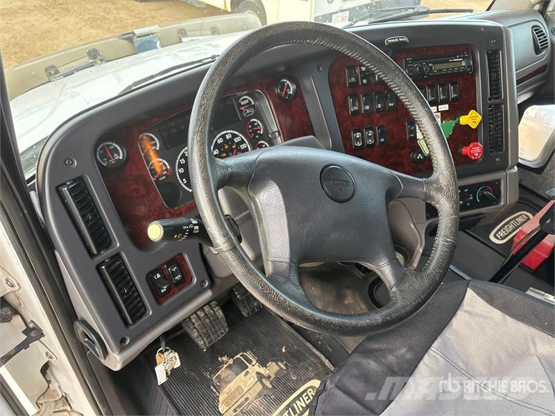 Freightliner M2106 4x2 Steam Truck Ostali kamioni