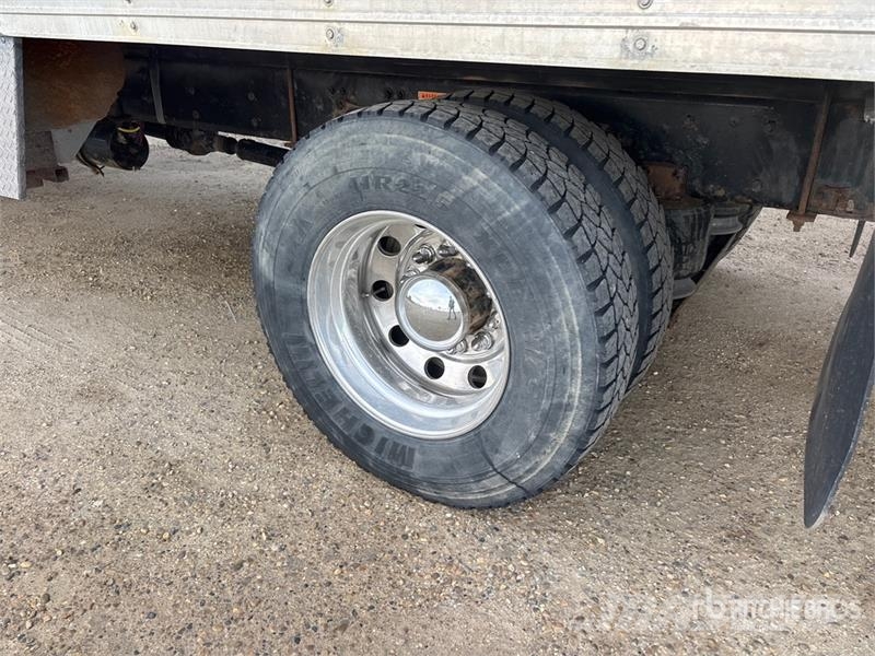 Freightliner M2106 4x2 Steam Truck Ostali kamioni