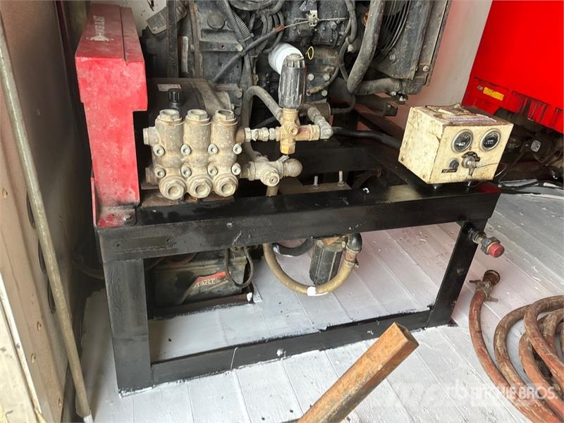 Freightliner M2106 4x2 Steam Truck Ostali kamioni