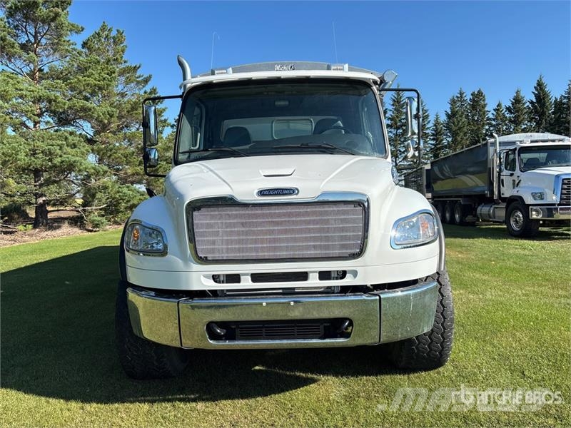 Freightliner M2106 6x4 Grain Truck Gabonaszállító teherautók