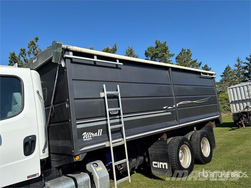 Freightliner M2106 6x4 Grain Truck Gabonaszállító teherautók