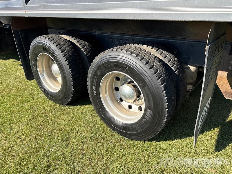 Freightliner M2106 6x4 Grain Truck Gabonaszállító teherautók