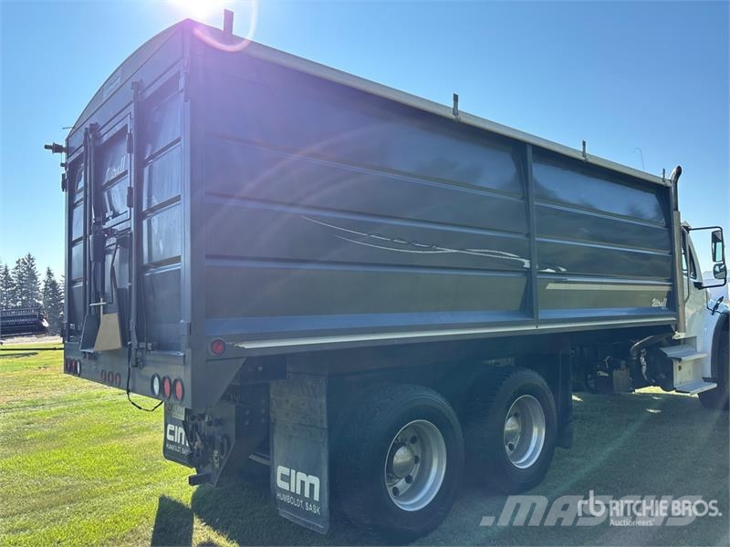 Freightliner M2106 6x4 Grain Truck Gabonaszállító teherautók