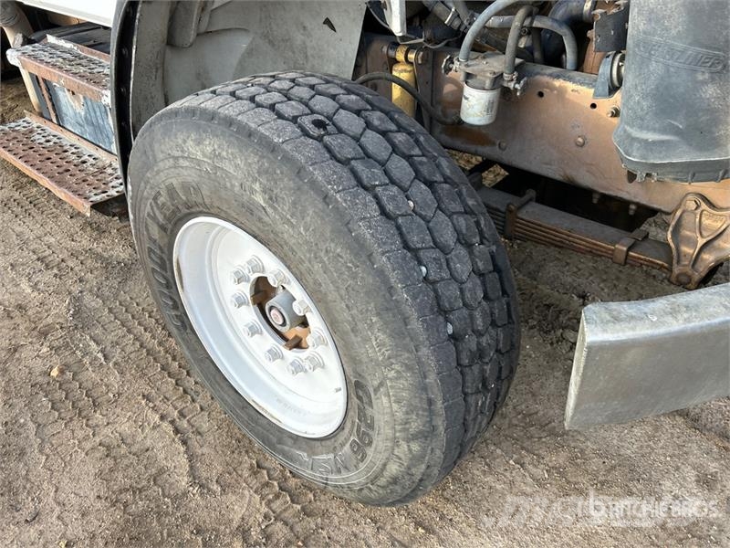 Freightliner on Freightliner 6x4 Vacuum Excavator Truck (Inope Camiones aspiradores/combi