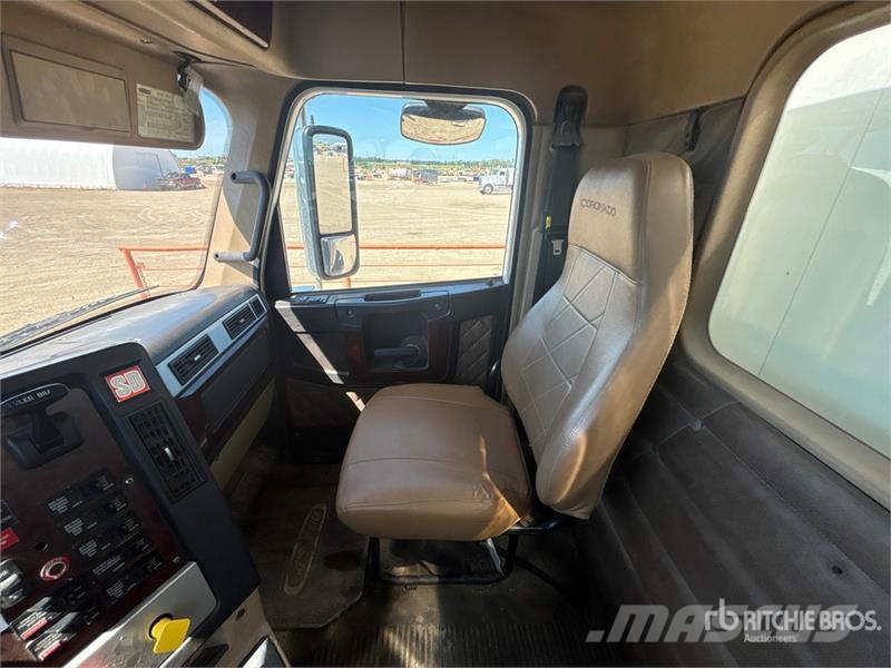 Freightliner on Freightliner Coronado 122 8x6 Vacuum Excavator Αποφρακτικά οχήματα