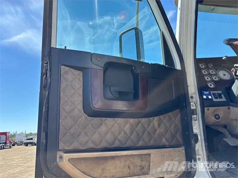 Freightliner on Freightliner Coronado 122 8x6 Vacuum Excavator Αποφρακτικά οχήματα