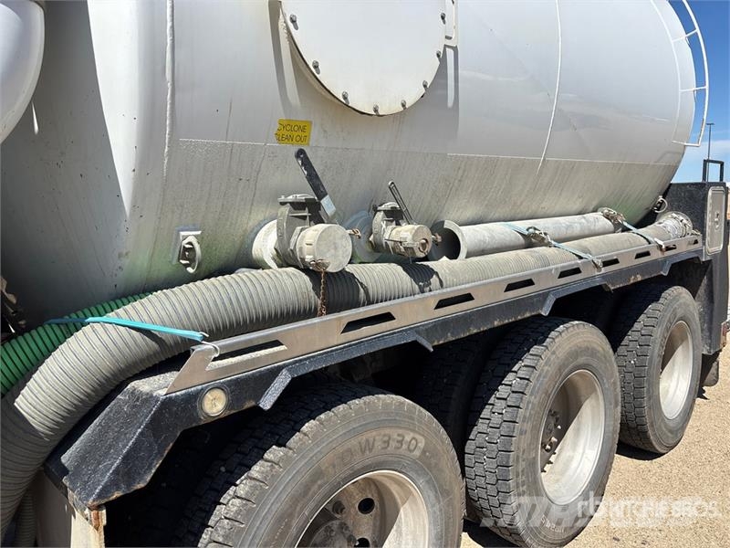 Freightliner on Freightliner Coronado 122 8x6 Vacuum Excavator Αποφρακτικά οχήματα