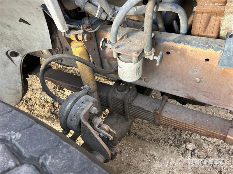 Freightliner on Freightliner 6x4 Vacuum Excavator Truck (Inope Camiones aspiradores/combi
