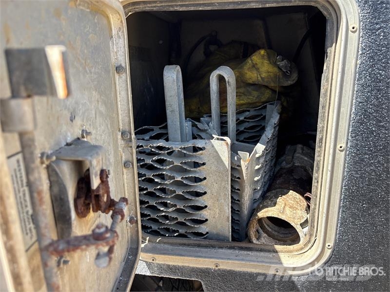 Freightliner on Freightliner Coronado 122 8x6 Vacuum Excavator Αποφρακτικά οχήματα