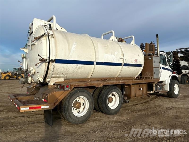 Freightliner on Freightliner 6x4 Vacuum Excavator Truck (Inope Camiones aspiradores/combi