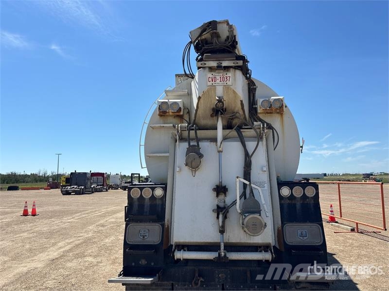 Freightliner on Freightliner Coronado 122 8x6 Vacuum Excavator Αποφρακτικά οχήματα