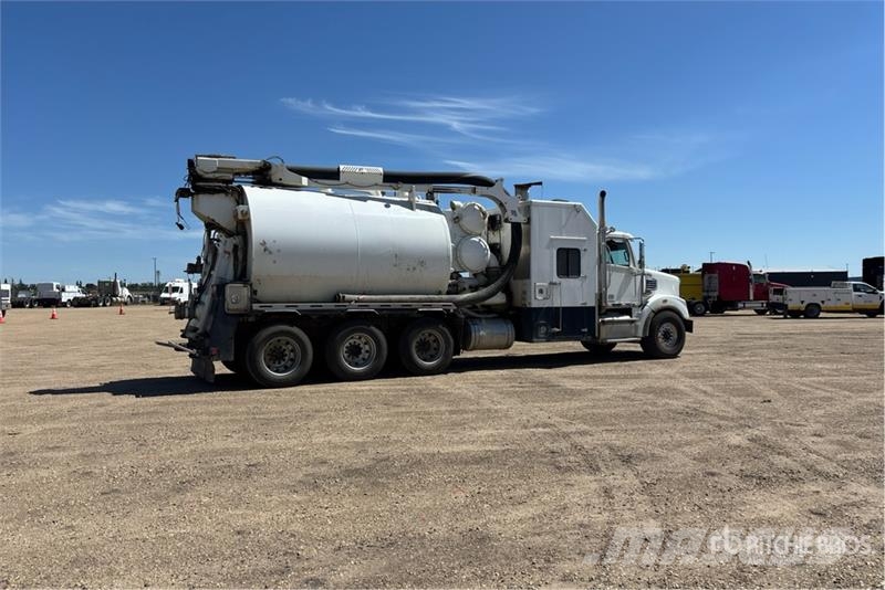 Freightliner on Freightliner Coronado 122 8x6 Vacuum Excavator Αποφρακτικά οχήματα