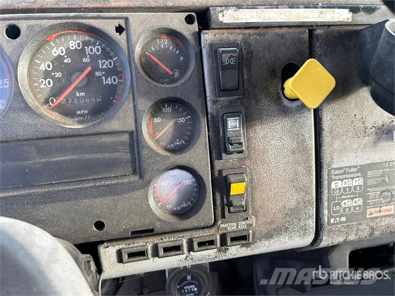 Freightliner on Freightliner 6x4 Vacuum Excavator Truck (Inope Camiones aspiradores/combi