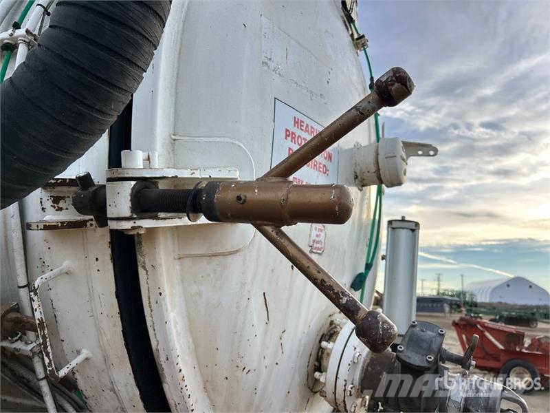 Freightliner on Freightliner 6x4 Vacuum Excavator Truck (Inope Camiones aspiradores/combi