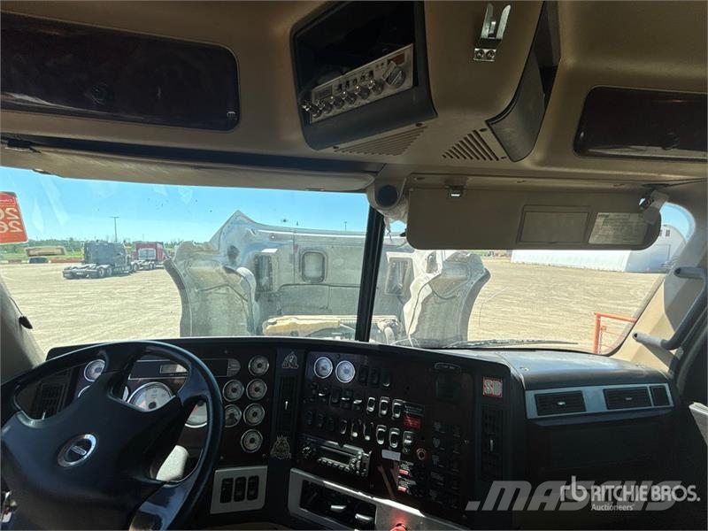 Freightliner on Freightliner Coronado 122 8x6 Vacuum Excavator Αποφρακτικά οχήματα