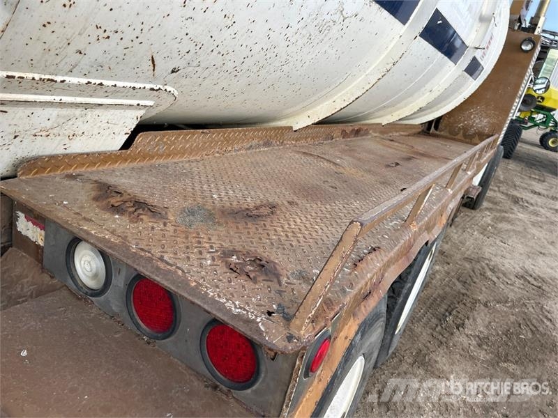 Freightliner on Freightliner 6x4 Vacuum Excavator Truck (Inope Camiones aspiradores/combi