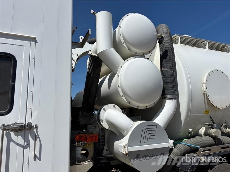 Freightliner on Freightliner Coronado 122 8x6 Vacuum Excavator Αποφρακτικά οχήματα