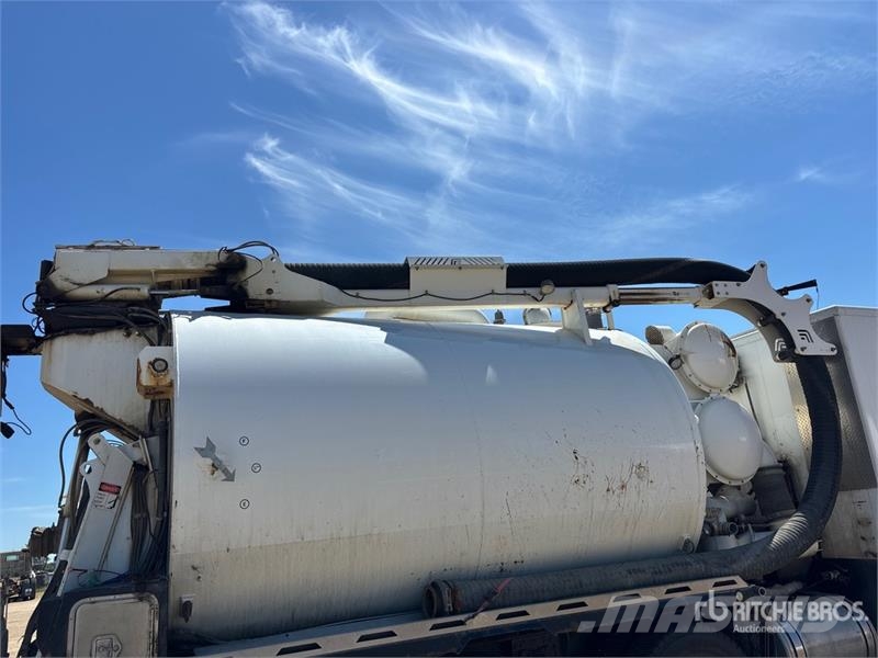 Freightliner on Freightliner Coronado 122 8x6 Vacuum Excavator Αποφρακτικά οχήματα