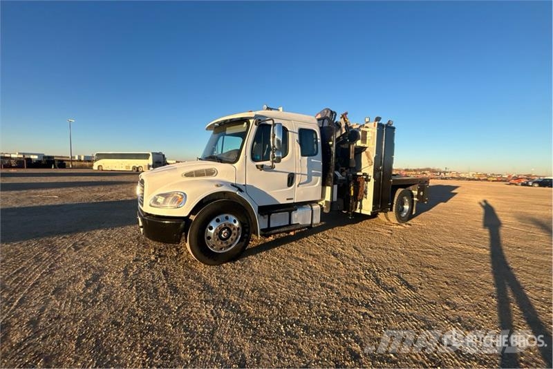 Freightliner PM 6280 lb Knuckle Boom on Freightliner M2106 4x2 Automobiliniai kranai