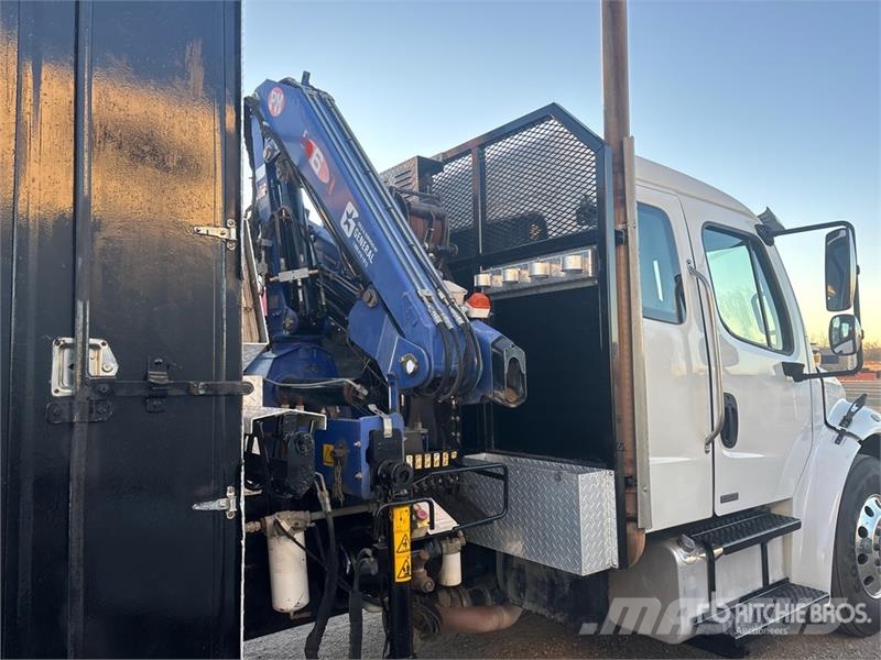 Freightliner PM 6280 lb Knuckle Boom on Freightliner M2106 4x2 Automobiliniai kranai