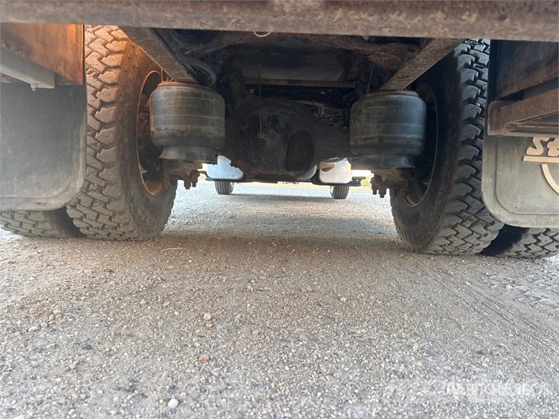 Freightliner PM 6280 lb Knuckle Boom on Freightliner M2106 4x2 Automobiliniai kranai