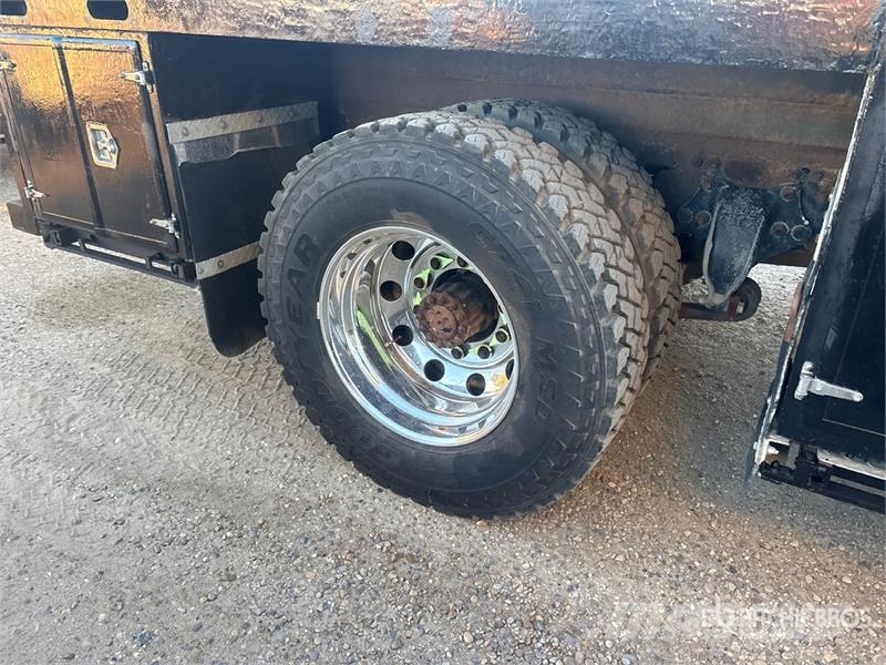Freightliner PM 6280 lb Knuckle Boom on Freightliner M2106 4x2 Automobiliniai kranai