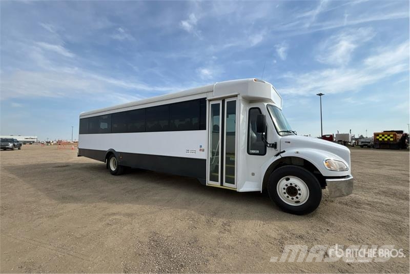 Freightliner S2C 106 4x2 Bus Minibusse