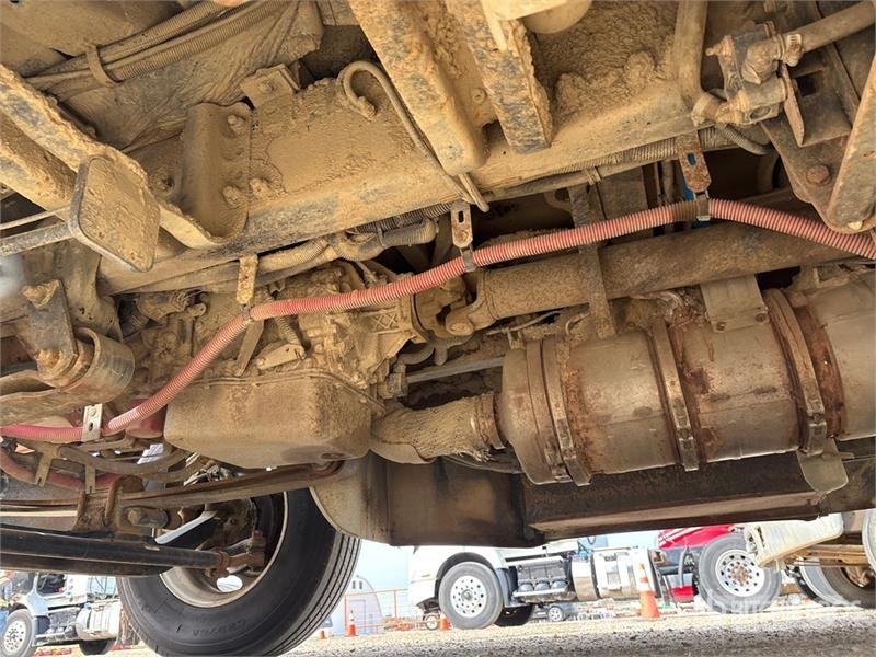 Freightliner S2C 106 4x2 Bus Minibusse