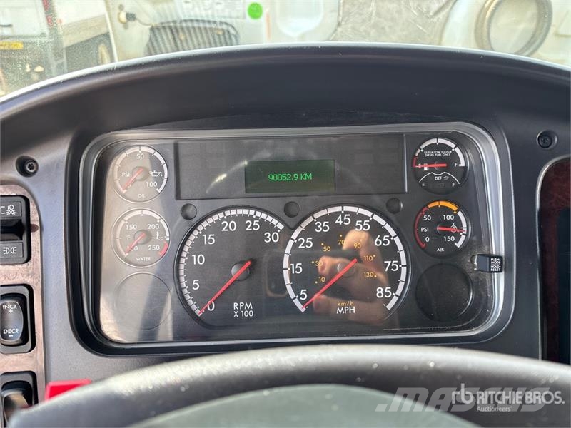 Freightliner S2C 106 4x2 Bus Minibusse