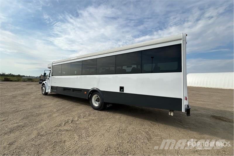 Freightliner S2C 106 4x2 Bus Minibusse