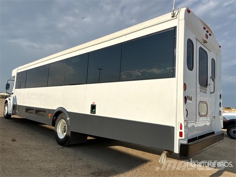 Freightliner S2C 4x2 45-Seat Bus Minibusse
