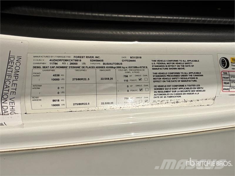Freightliner S2C 4x2 45-Seat Bus Minibusse