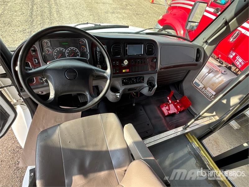 Freightliner S2C 4x2 45-Seat Bus Minibusse