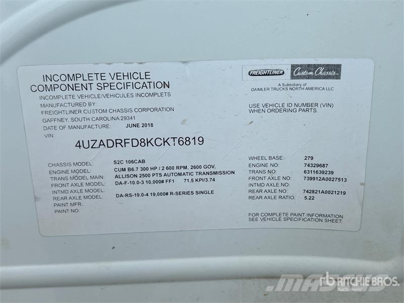 Freightliner S2C 4x2 45-Seat Bus Minibusse