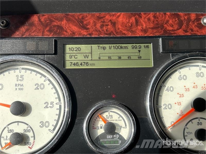Freightliner SD122 6x4 T/A Sleeper Truck Tractor Тягачі