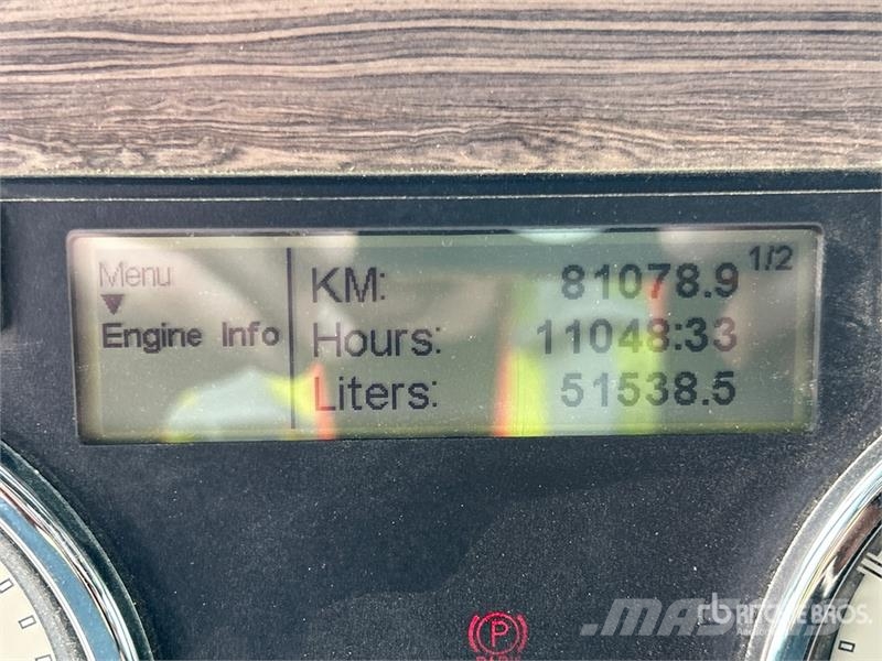 Freightliner SD122 6x4 T/A Sleeper Truck Tractor Tractor Units